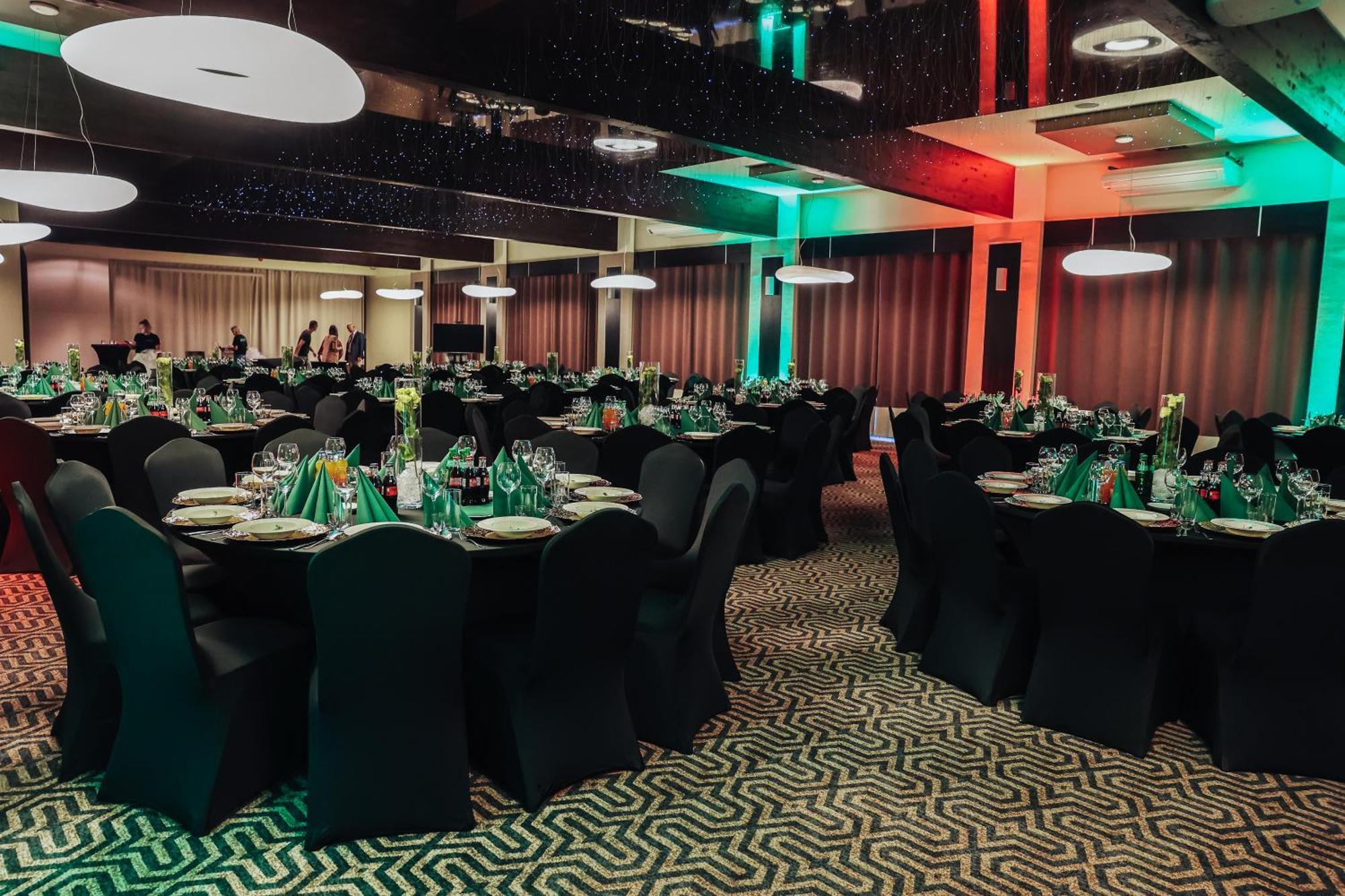 Hotel Diament Zabrze - Gliwice Dış mekan fotoğraf